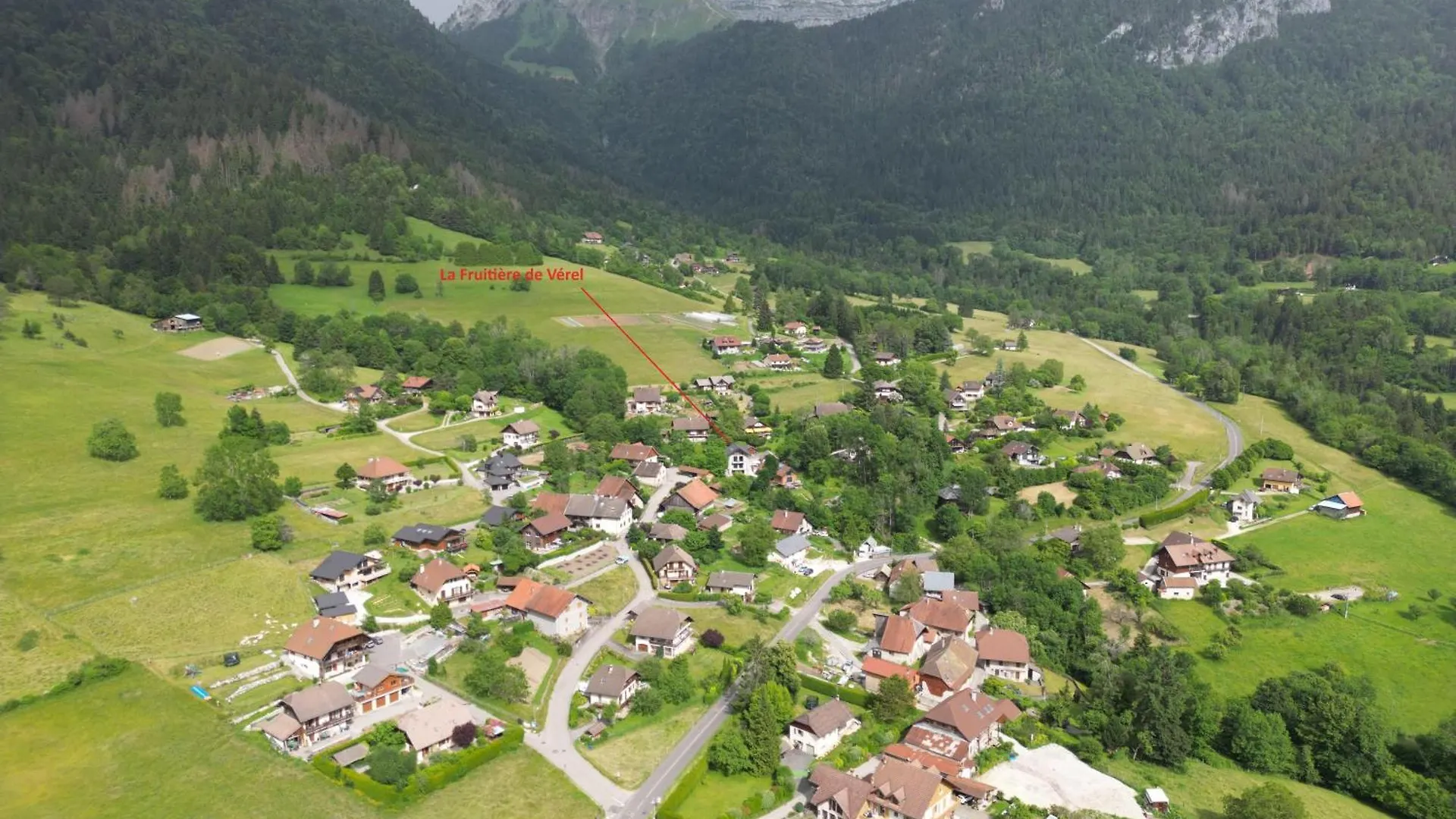 Apartment La Fruitiere De Verel, Logements Modulables Neufs, Calmes, Entre Lac Et Montagne, Max 11 Personnes Talloires