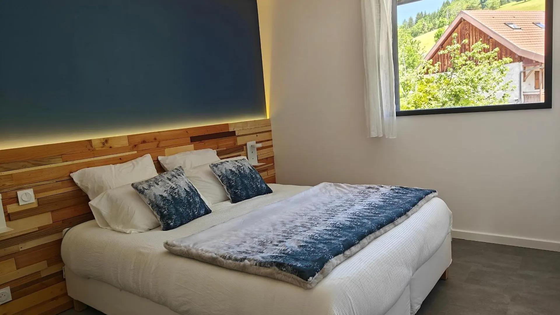 La Fruitiere De Verel, Logements Modulables Neufs, Calmes, Entre Lac Et Montagne, Max 11 Personnes Talloires 0*,