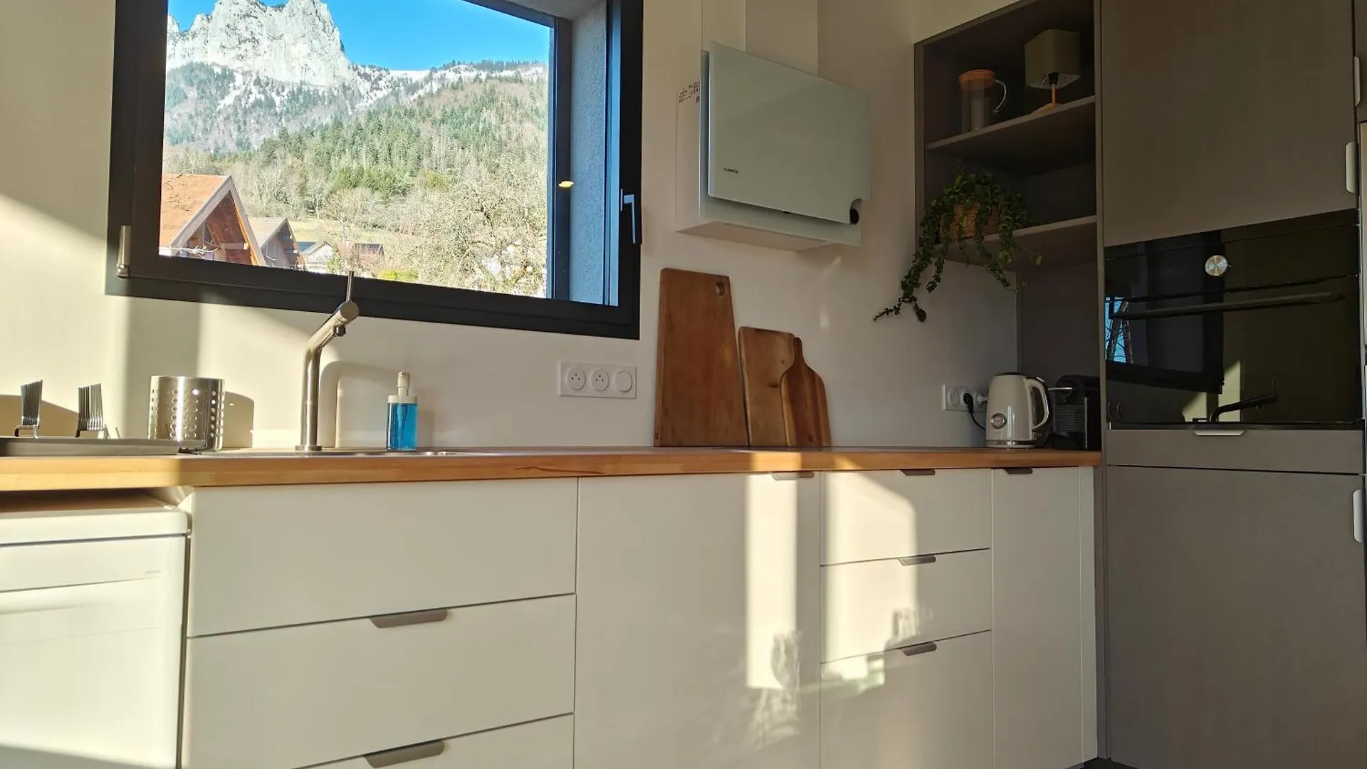 La Fruitiere De Verel, Logements Modulables Neufs, Calmes, Entre Lac Et Montagne, Max 11 Personnes Talloires Apartment